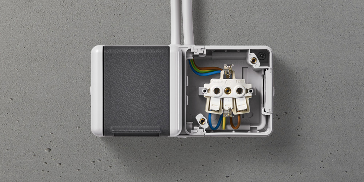 Doppelsteckdose mit Trennsteg bei Elektro Ertle in Dornstadt